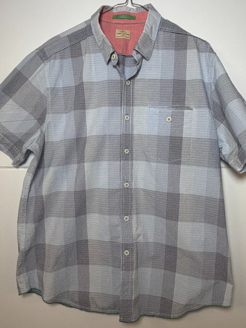 Tommy Bahama Men's Short Sleeve Button-Up Shirt L Grey Blue Black Pink